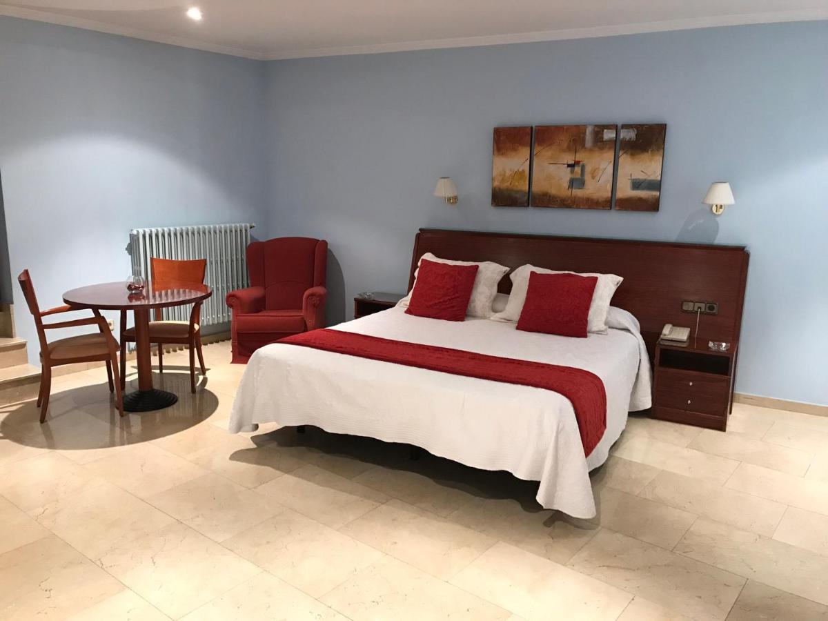 Hotel Suis 3*